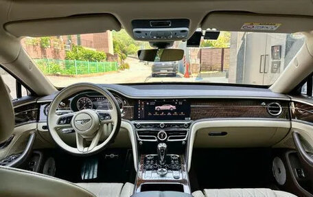 Bentley Flying Spur, 2022 год, 17 545 000 рублей, 14 фотография