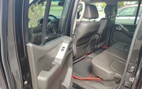 Nissan Navara (Frontier), 2007 год, 950 000 рублей, 9 фотография