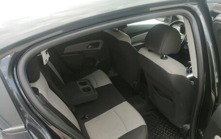 Chevrolet Cruze II, 2012 год, 800 000 рублей, 9 фотография