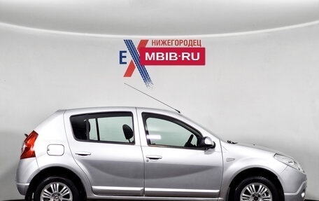 Renault Sandero I, 2013 год, 569 000 рублей, 3 фотография