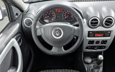 Renault Sandero I, 2013 год, 569 000 рублей, 17 фотография