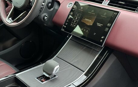 Land Rover Range Rover Evoque II, 2025 год, 7 550 000 рублей, 12 фотография