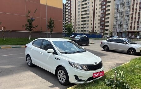 KIA Rio III рестайлинг, 2014 год, 800 000 рублей, 1 фотография