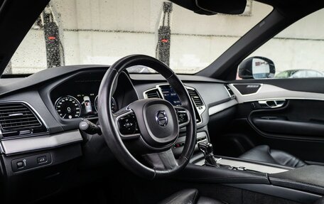 Volvo XC90 II рестайлинг, 2017 год, 3 320 000 рублей, 17 фотография