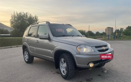 Chevrolet Niva I рестайлинг, 2012 год, 500 000 рублей, 3 фотография