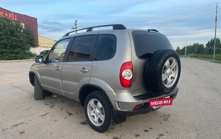 Chevrolet Niva I рестайлинг, 2012 год, 500 000 рублей, 7 фотография