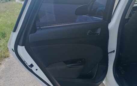 Opel Astra J, 2014 год, 700 000 рублей, 13 фотография