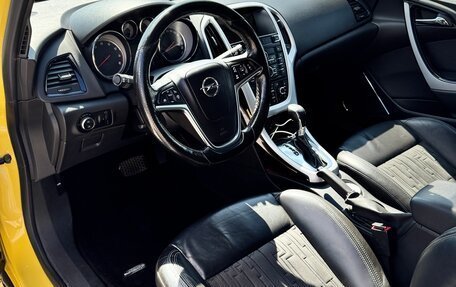 Opel Astra J, 2013 год, 1 050 000 рублей, 10 фотография