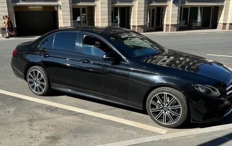 Mercedes-Benz E-Класс, 2019 год, 2 800 000 рублей, 6 фотография