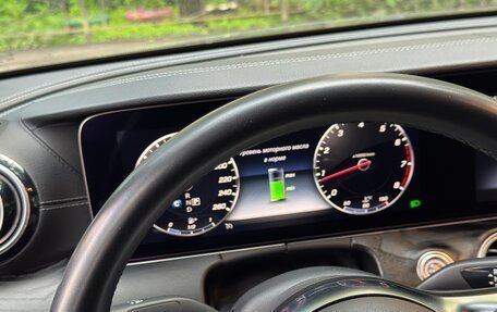 Mercedes-Benz E-Класс, 2019 год, 2 800 000 рублей, 18 фотография