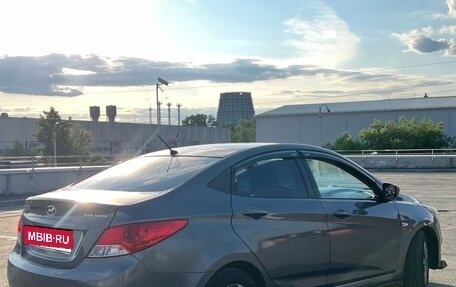 Hyundai Solaris II рестайлинг, 2013 год, 750 000 рублей, 7 фотография