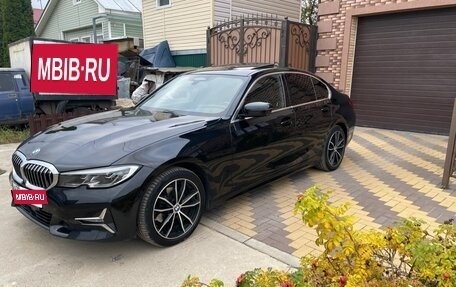 BMW 3 серия, 2019 год, 3 900 000 рублей, 3 фотография