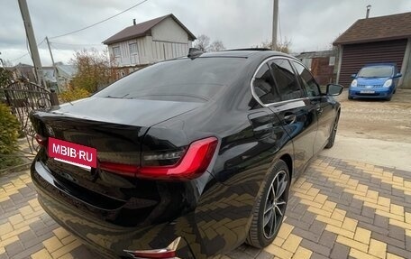 BMW 3 серия, 2019 год, 3 900 000 рублей, 7 фотография