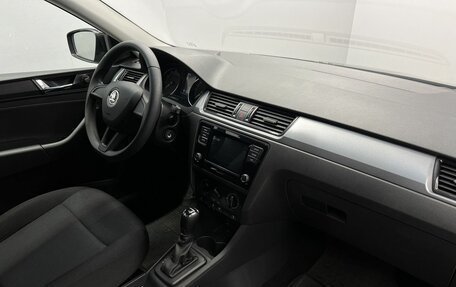 Skoda Rapid I, 2017 год, 1 320 000 рублей, 7 фотография