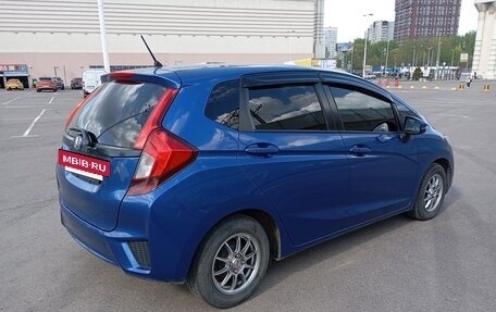 Honda Fit III, 2015 год, 1 350 000 рублей, 2 фотография