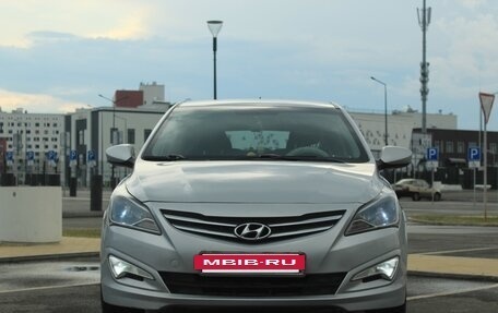 Hyundai Solaris II рестайлинг, 2015 год, 980 000 рублей, 4 фотография