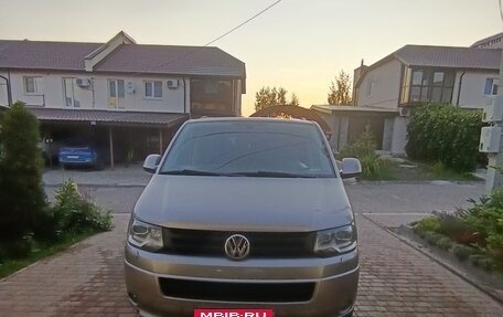 Volkswagen Multivan T5, 2014 год, 2 550 000 рублей, 3 фотография