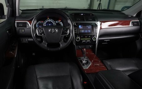 Toyota Camry, 2013 год, 1 874 000 рублей, 6 фотография