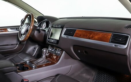 Volkswagen Touareg III, 2012 год, 1 997 000 рублей, 11 фотография