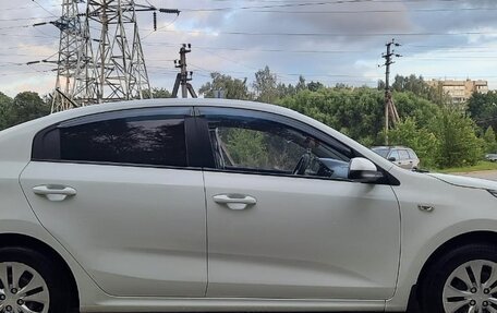 KIA Rio IV, 2017 год, 1 100 000 рублей, 2 фотография
