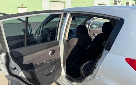 Nissan Tiida, 2011 год, 800 000 рублей, 13 фотография