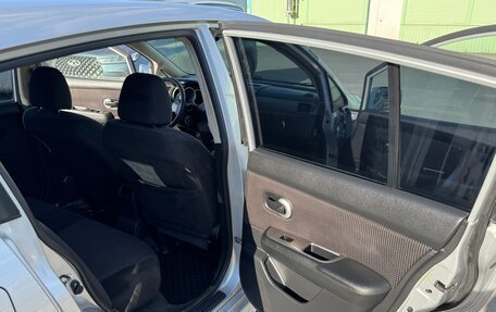 Nissan Tiida, 2011 год, 800 000 рублей, 15 фотография