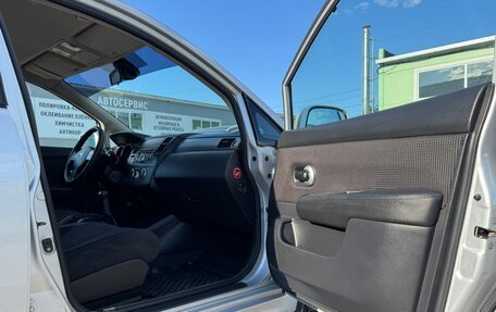 Nissan Tiida, 2011 год, 800 000 рублей, 9 фотография
