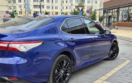 Toyota Camry, 2021 год, 3 500 000 рублей, 10 фотография