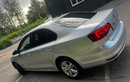 Volkswagen Jetta VI, 2017 год, 1 350 000 рублей, 3 фотография