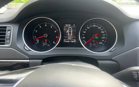 Volkswagen Jetta VI, 2017 год, 1 350 000 рублей, 12 фотография