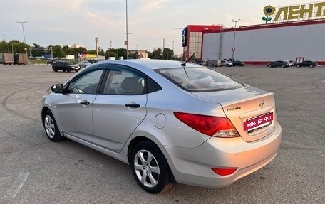 Hyundai Solaris II рестайлинг, 2013 год, 490 000 рублей, 3 фотография