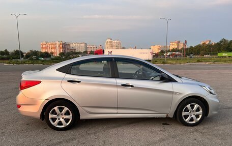 Hyundai Solaris II рестайлинг, 2013 год, 490 000 рублей, 6 фотография