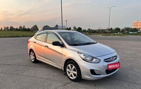 Hyundai Solaris II рестайлинг, 2013 год, 490 000 рублей, 7 фотография