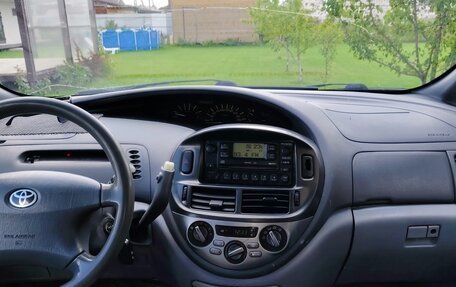 Toyota Previa II, 2000 год, 900 000 рублей, 10 фотография