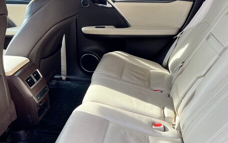 Lexus RX IV рестайлинг, 2017 год, 4 350 000 рублей, 9 фотография