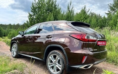 Lexus RX IV рестайлинг, 2017 год, 4 350 000 рублей, 3 фотография