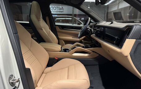 Porsche Cayenne III, 2024 год, 20 940 000 рублей, 8 фотография