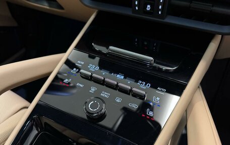Porsche Cayenne III, 2024 год, 20 940 000 рублей, 17 фотография
