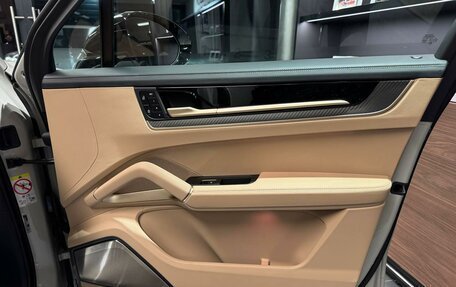 Porsche Cayenne III, 2024 год, 20 940 000 рублей, 23 фотография