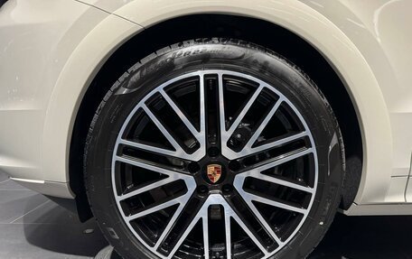 Porsche Cayenne III, 2024 год, 20 940 000 рублей, 20 фотография