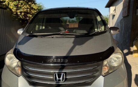 Honda Freed I, 2010 год, 1 000 000 рублей, 1 фотография