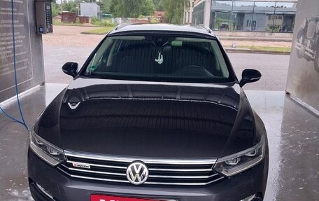 Volkswagen Passat B8 рестайлинг, 2018 год, 2 500 000 рублей, 5 фотография