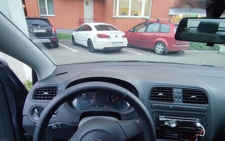 Volkswagen Polo VI (EU Market), 2011 год, 1 050 000 рублей, 3 фотография