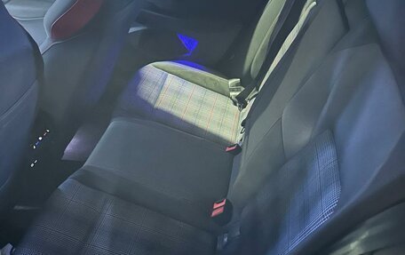 Volkswagen Golf GTI, 2021 год, 4 000 000 рублей, 17 фотография