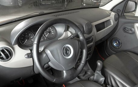 Renault Logan I, 2011 год, 419 800 рублей, 3 фотография