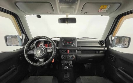 Suzuki Jimny, 2020 год, 2 400 000 рублей, 10 фотография