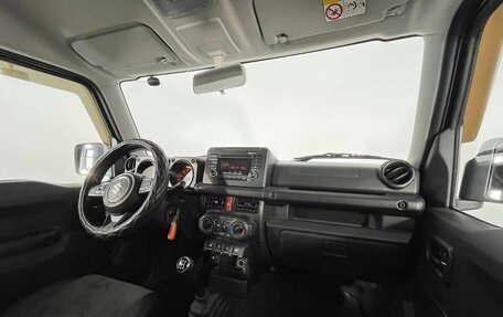 Suzuki Jimny, 2020 год, 2 400 000 рублей, 12 фотография