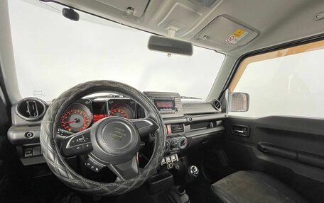 Suzuki Jimny, 2020 год, 2 400 000 рублей, 13 фотография