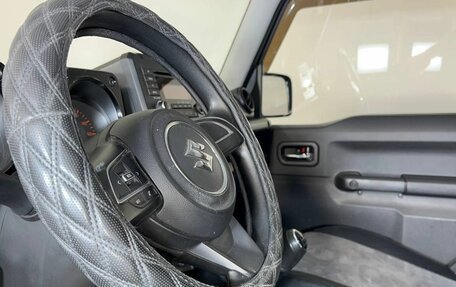 Suzuki Jimny, 2020 год, 2 400 000 рублей, 26 фотография