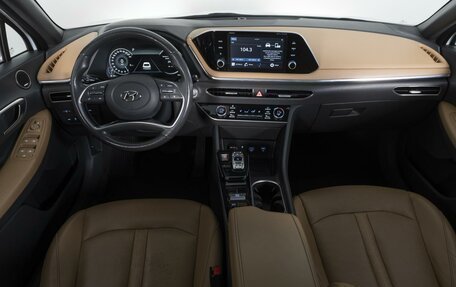 Hyundai Sonata VIII, 2020 год, 2 400 000 рублей, 9 фотография